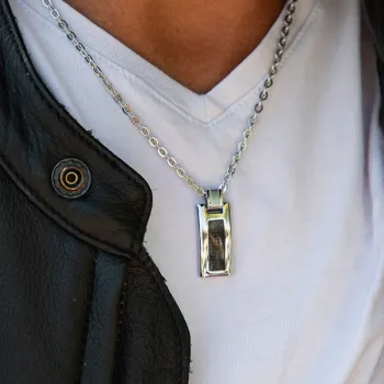 Pendentif Mercury Acier et Carbonne 