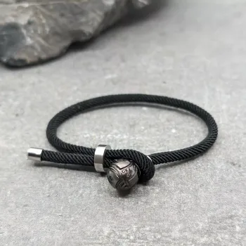 Bracelet cordon réglable et perle de tahiti gravée