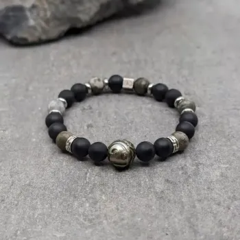 Bracelet en pyrite polie et agate noire 8mm et perle de tahiti gravée