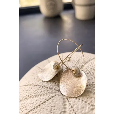 Créoles pétales d'or et labradorite