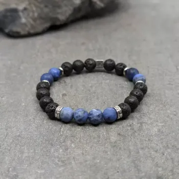 Bracelet en sodalite dépolie et pierre de lave 8mm