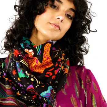 Foulard Crazy World Noir 130cmx130cm  