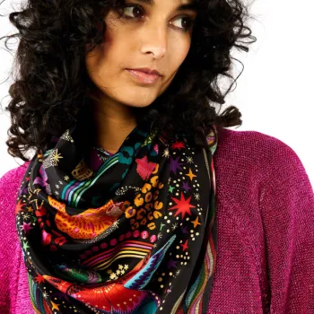 Foulard Crazy World Noir 90x90cm   